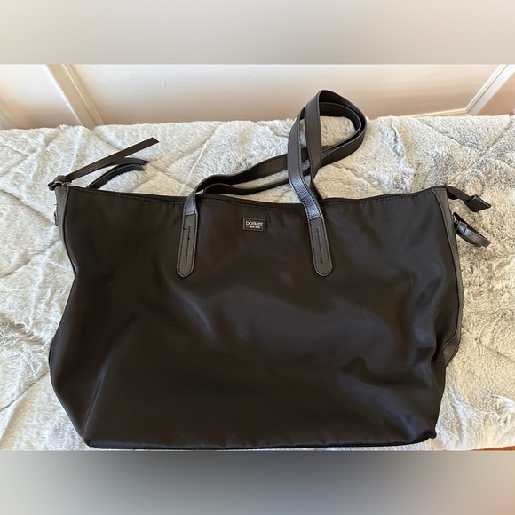 Botkier basic zipper tote for light use black with zipper - Picture 3 of 7
